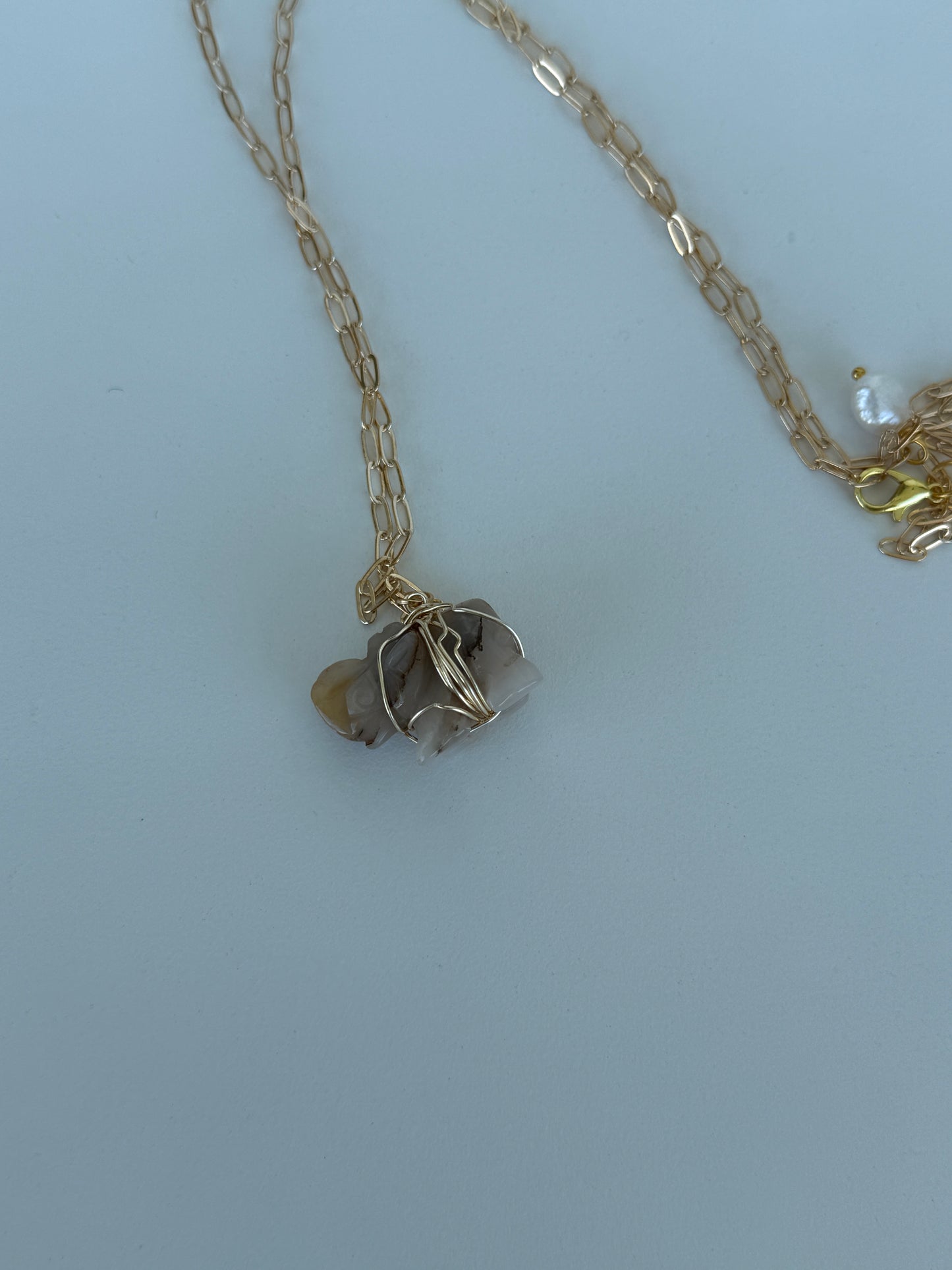Mercurial Whimsical Gold Charm Necklace | Collar Mercurial de Charms Dorados y Encanto Lúdico - Luna by Cinthia Garcia