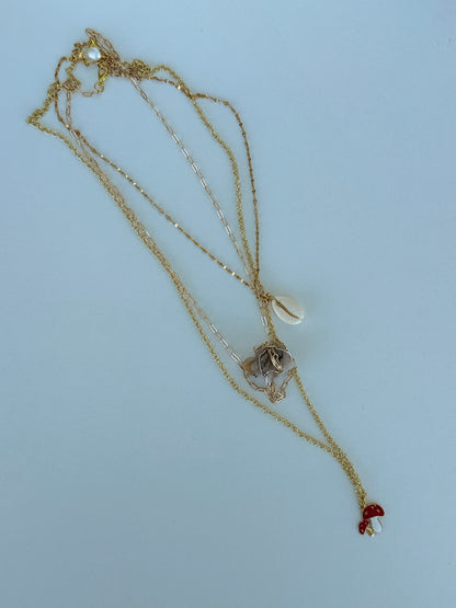 Mercurial Whimsical Gold Charm Necklace | Collar Mercurial de Charms Dorados y Encanto Lúdico - Luna by Cinthia Garcia