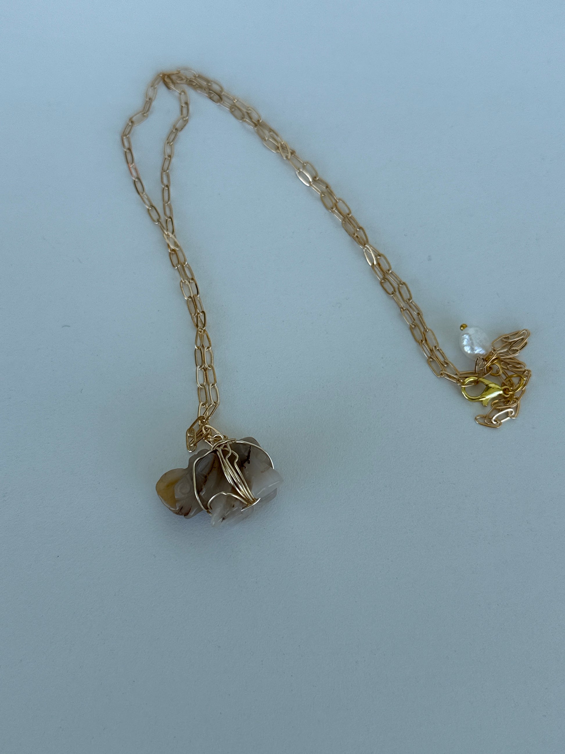 Mercurial Whimsical Gold Charm Necklace | Collar Mercurial de Charms Dorados y Encanto Lúdico - Luna by Cinthia Garcia