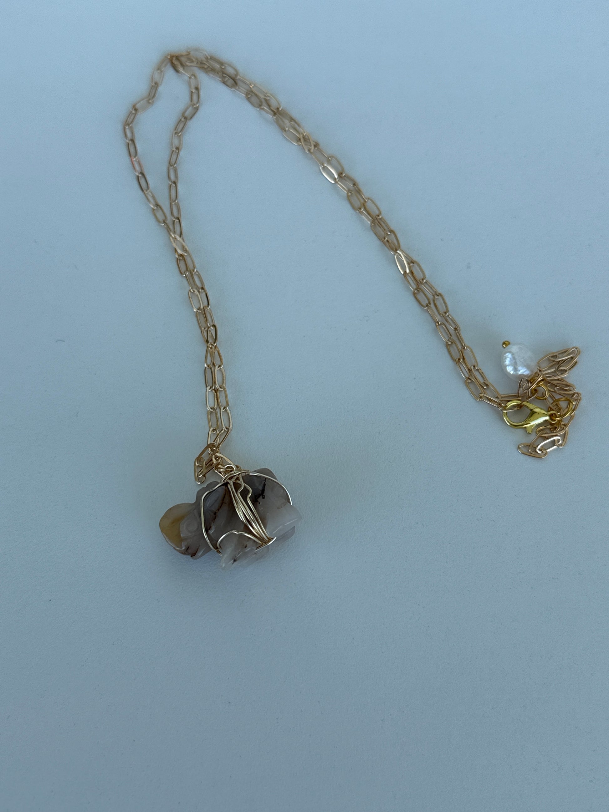 Mercurial Whimsical Gold Charm Necklace | Collar Mercurial de Charms Dorados y Encanto Lúdico - Luna by Cinthia Garcia